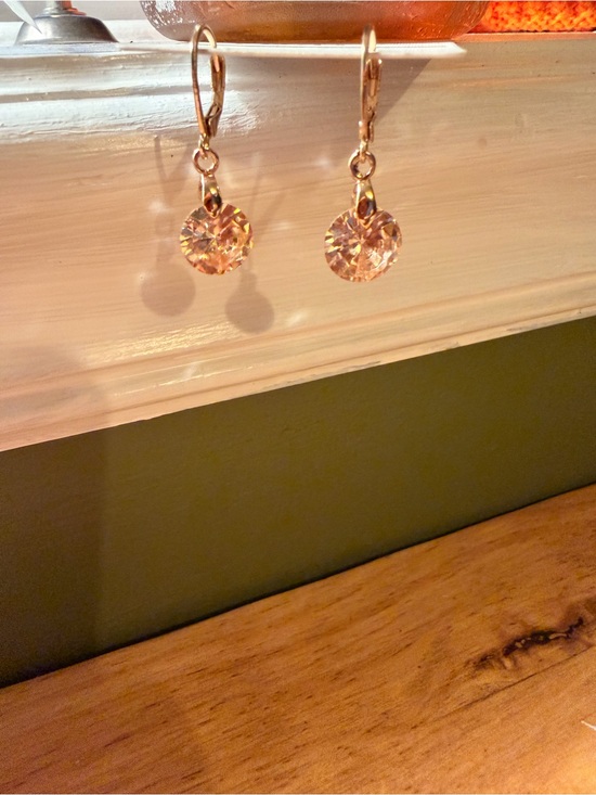 Jewelry - Earrings with Champagne Crystal